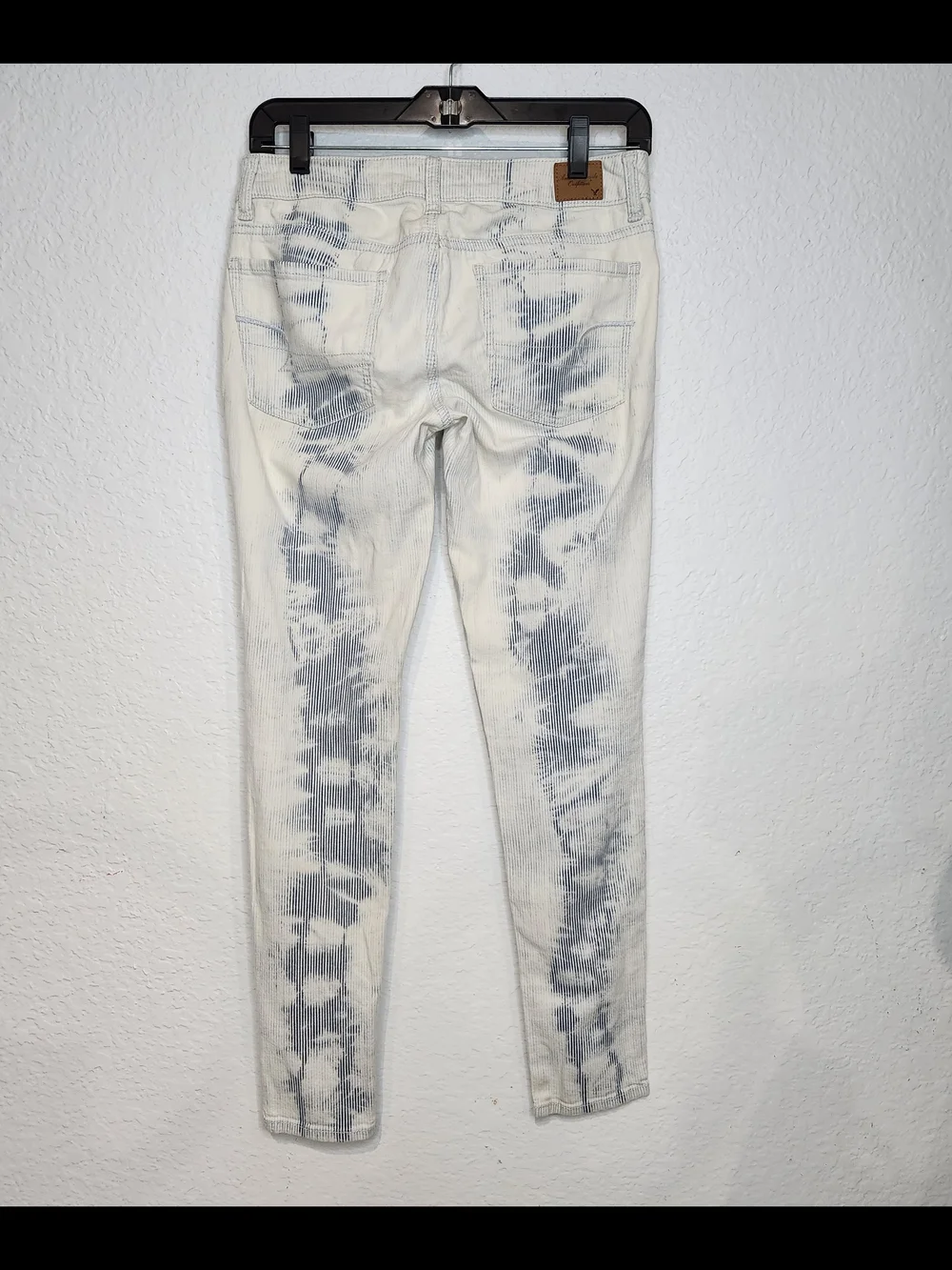 American Eagle Outfitters slim fit